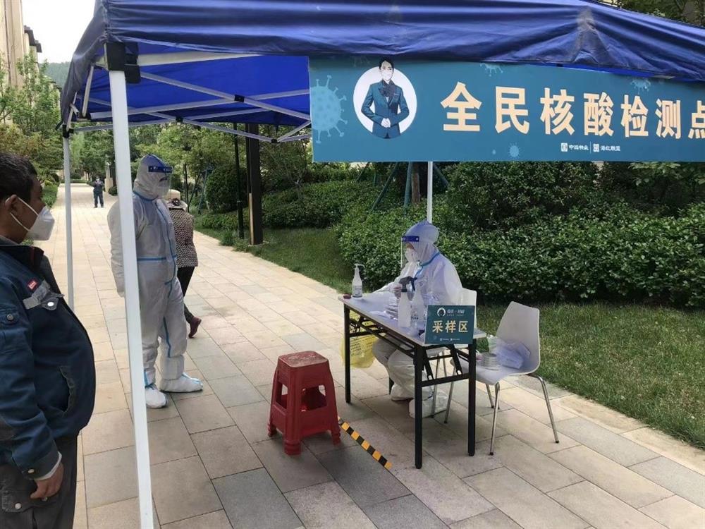 產(chǎn)發(fā)戰(zhàn)疫 | 園區(qū)巾幗不輸男兒，退伍黨員連續(xù)沖鋒在第一線